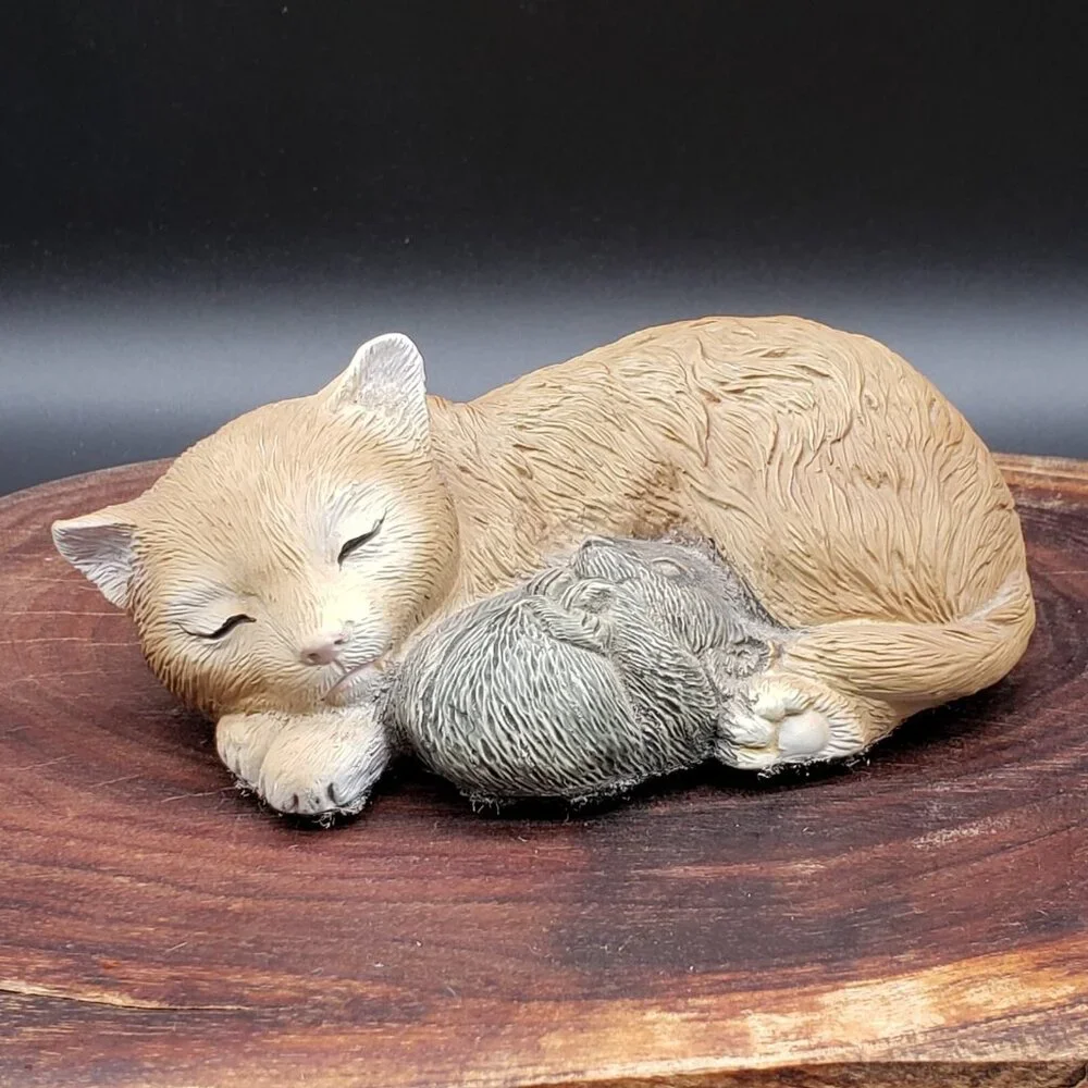 VTG Resin Cat Figurine Sleeping Orange Tabby & Mouse Taiwan 5.5